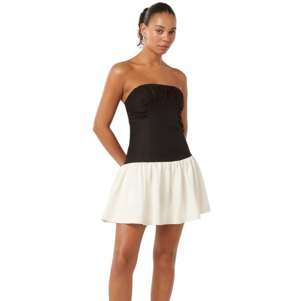 Ever New Carla Contrast Strapless Mini Dress